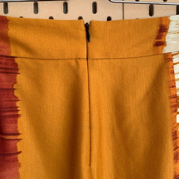 [SOLD]🎉HP🎉Calvin Klein Printed Skirt Size 14 - Picture 8 of 10